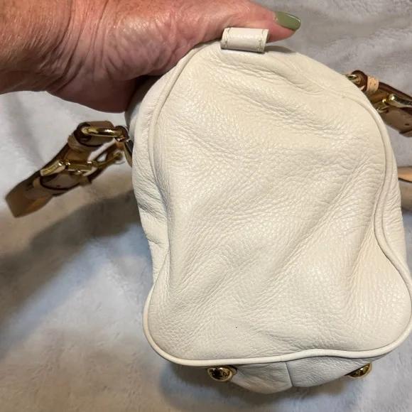 Michael Kors Cream Satchel with Gold Accents - Picture 4 of 9